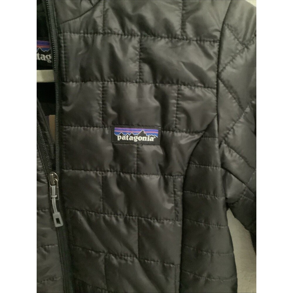 Patagonia  Nano Puff Hoodie   BLACK SZ XS NWT - Picture 7 of 9